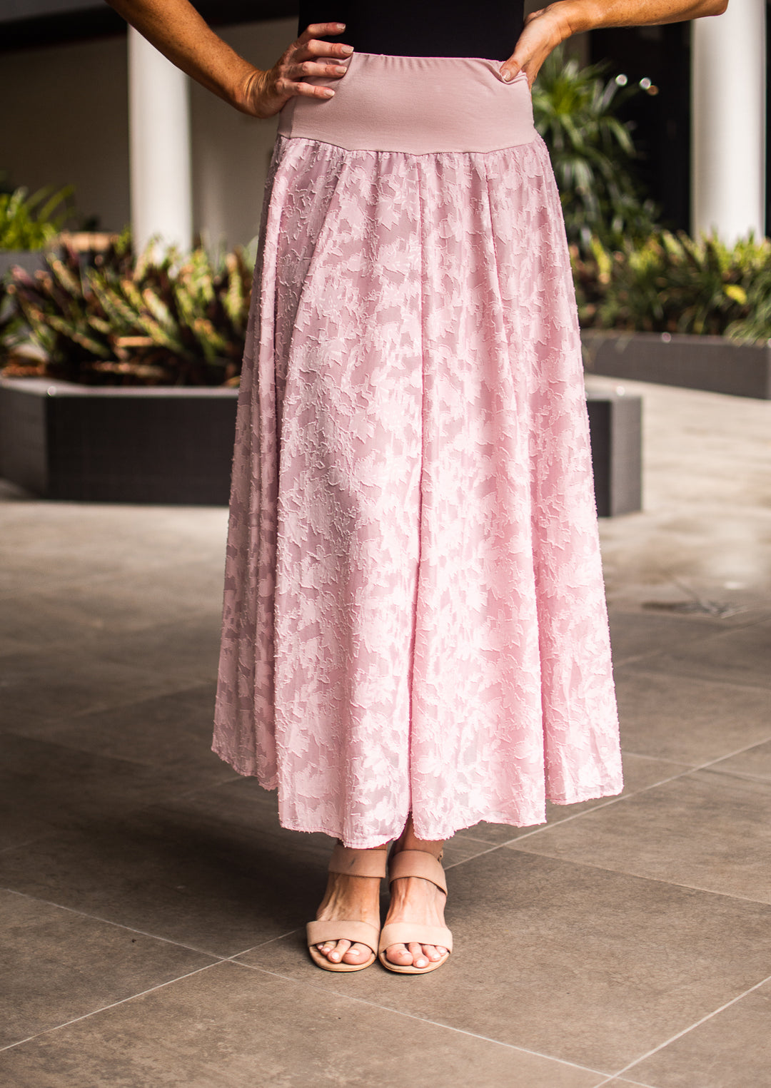 Sienna Dusky Pink Long Lace Skirt