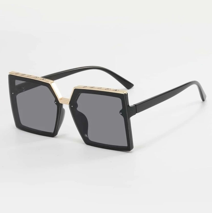 Black Square Gold Sunglasses