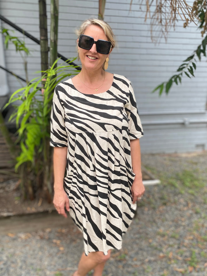 Izzy Zebra Natural Pocket Linen Dress