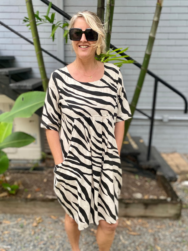 Izzy Zebra Natural Pocket Linen Dress