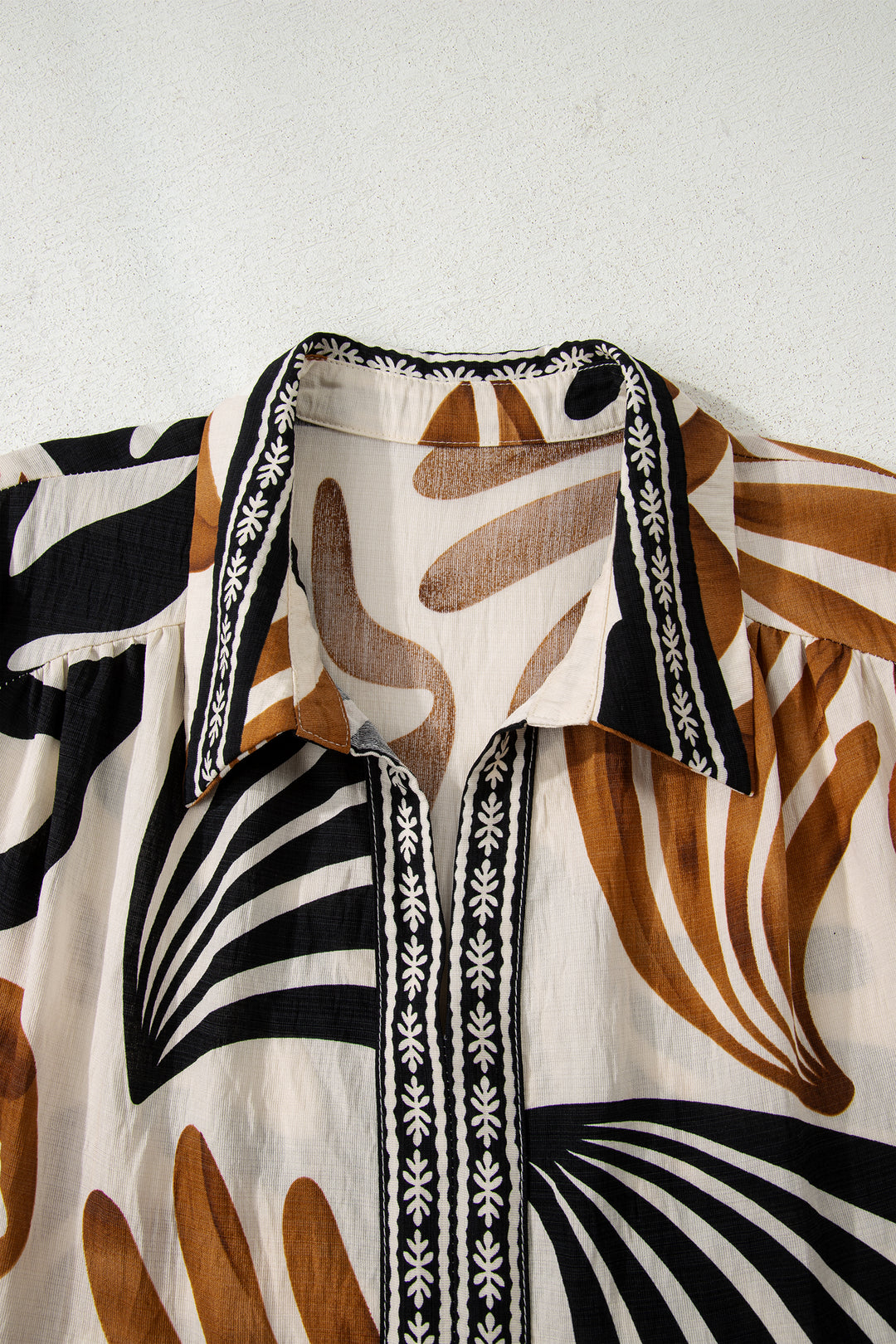 White Plus Size Abstract Print Contrast Collar Split Neck Shift Long Dress - Lulubelles Clothing and Accessories